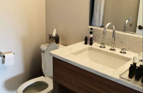 Edina Hotel | 2-Bedroom Luxury Suite in Minneapolis Boutique Hotel