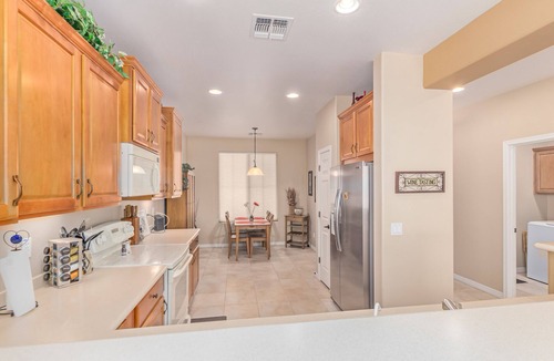 San Tan Valley House | 2 King Beds! Private Spa! 2 Bedroom & 2 Bathroom Home in Queen Creek!