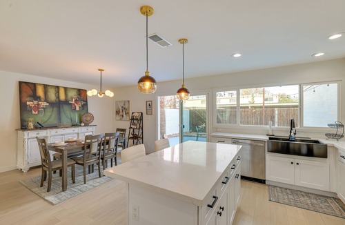 Chateau De Vie Three Apartment | 2 Mi to Old Town! Dog-friendly Condo w/Pool