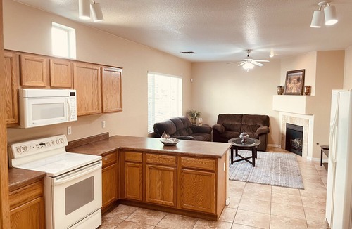 Presidio De La Luna House | 2 Story, 4 Bedroom, 2.5 Bathroom Home in Sahuarita.
