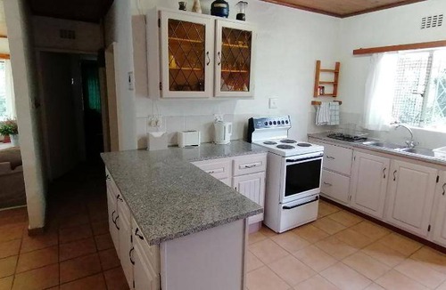 Cathkin Park House | 200 m² House ∙ 4 bedrooms ∙ 8 guests