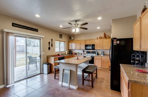 San Tan Valley House | 2025 SEASON JUST OPENED. INQUIRE WITHIN DISCOUNT AVAILABLE. Min 30 day stay