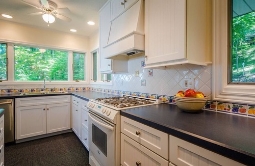 Shorewood-Tower Hills-Harbert House | 2026 Now OPEN! Colossal Lakefront Home in Sawyer!