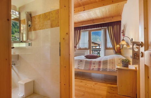 Caderzone Terme Resort | 25 m² Private room ∙ 1 bedroom ∙ 2 guests