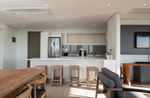 Hillhead Apartment | 254 Ocean Dune Sibaya