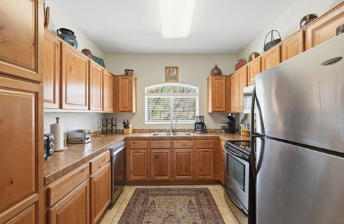 Tucson Condo | 2nd floor includes many personal touches and upgrades making a Perfect rental