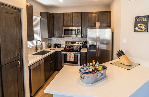 Kierland Condo | 3 Bedroom/2 Bath Condo in Kierland - Close to Dining, Shops & Golf