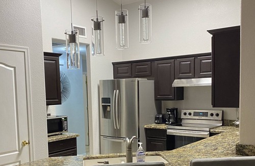 Eastside House | 3 bedroom 2 bathroom modern style home.