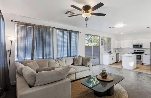 Ironwood Estates House | 3-bedroom house in fantastic Chandler with cool AC