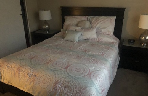 Villa De Paz Condo | 3 bedrooms & 2 full bath close to westgate in Glendale