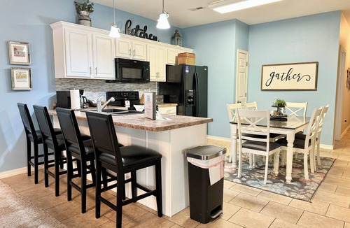 Hollister Condo | 3 BR 2 Bath Lakefront Condo Vickery Resort with full dock access.