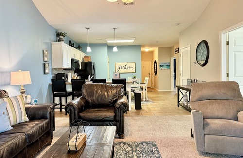 Hollister Condo | 3 BR 2 Bath Lakefront Condo Vickery Resort with full dock access.