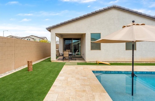 Estrella Village House | 3 BR home w/Pool & Game room