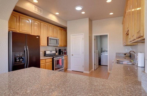Greenehaven House | 3 Mi to Lake Powell: Pet-Friendly Page Home