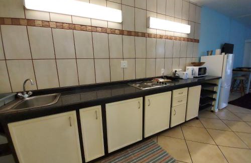 Kingsburgh Apartment | 3 Ocean Breeze