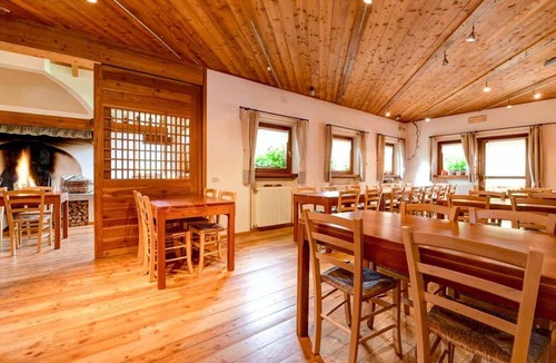 Giustino Ski Chalet | 300 m² Chalet ∙ 8 bedrooms ∙ 21 guests