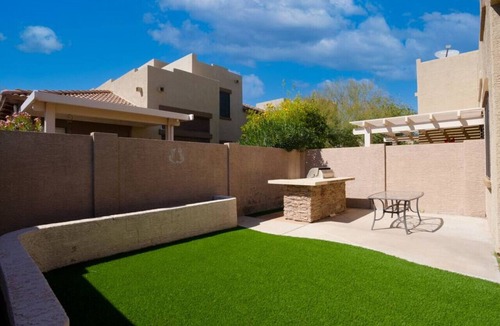 Mesa Villa | 3422 e university 20 · Fantastic 2 Bed Townhome in Central Mesa