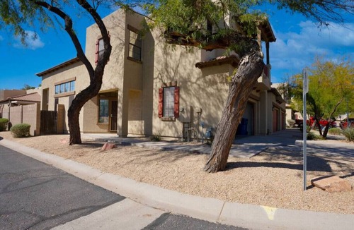 Mesa Villa | 3422 e university 20 · Fantastic 2 Bed Townhome in Central Mesa