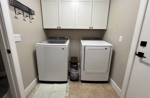 Villages At Queen Creek House | 4 Bed+, on Golf Course, Behaved Pets Ok, Pool, Fitness Room