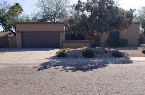 Scottsdale House | 4 Bedroom, 3 bath with Hot Tub, Putting Green, Practice Net 1 mile from WM Open