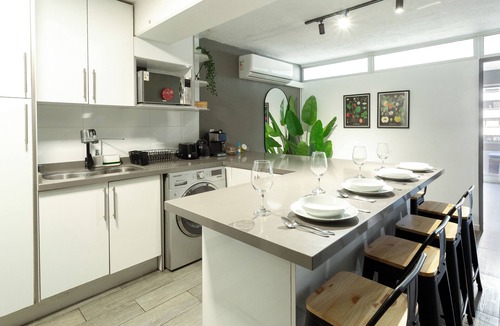 Santiago Apartment | 4 Bedrooms, with excellent location in Las Condes