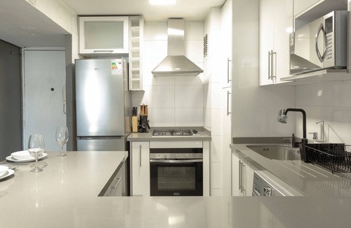 Santiago Apartment | 4 Bedrooms, with excellent location in Las Condes