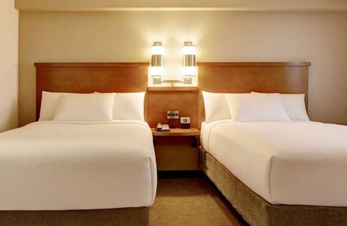 Tucson House | 4 Family-friendly Units, Minutes to Tucson Botanical Gardens and Reid Park Zoo!