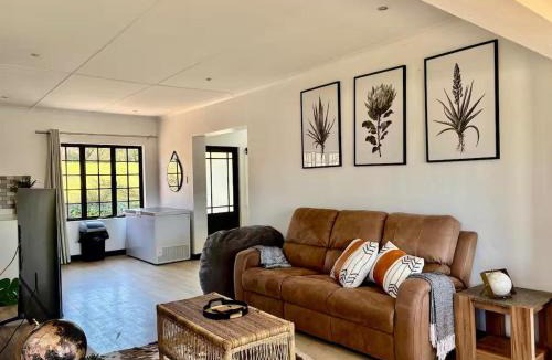 Hilton Villa | 4 Laddswood Lodge