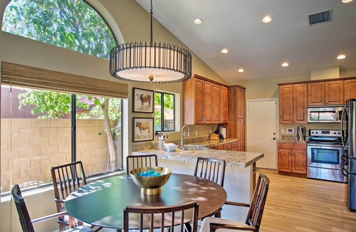Paradise Park Vista Cottage | 4 Mi to TPC Scottsdale: Family Home w/Hot Tub!
