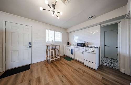 Encanto Apartment | #4 The Cozy Cactus + Budget Friendly + Comfy+Cool