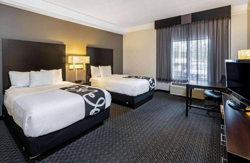Superstition Springs Hotel | 4 x 2 Double Beds at La Quinta Inn & Suites by Wyndham Mesa Superstition Springs