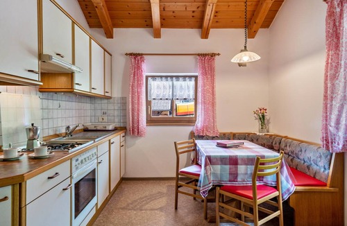 Kastelruth Apartment | 40 m² Apartment ∙ 1 bedroom ∙ 3 guests