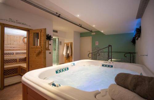 Cavalese Hotel | 40 m² Hotel ∙ 4 guests