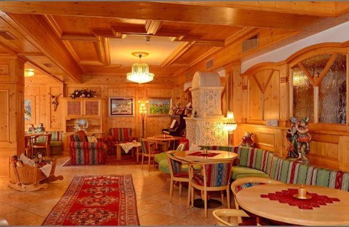 San Martino di Castrozza Apartment | 40 m² Serviced apartment ∙ 5 guests