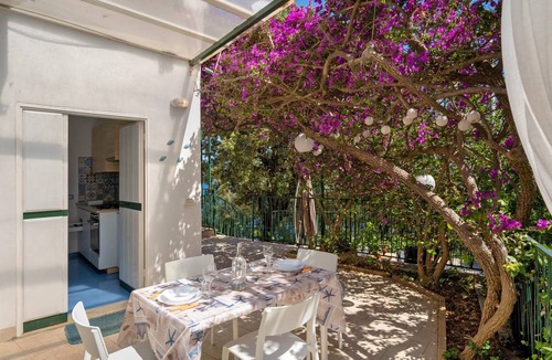 Erchie Apartment | 45 m² Apartment ∙ 1 bedroom ∙ 2 guests