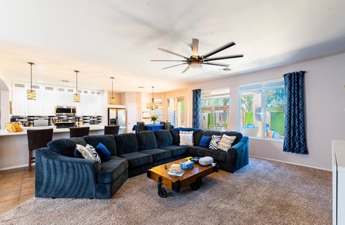 Camino a Lago House | 5 Bed| 3 Full bath home w/rec room, private pool & hot tub!