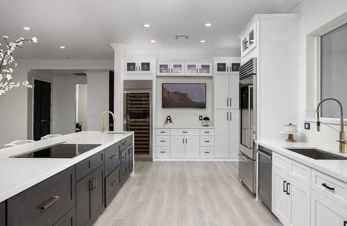 Stonegate Villa | 5 Bedroom Contemporary Dream Home w/ Pool/Hot Tub