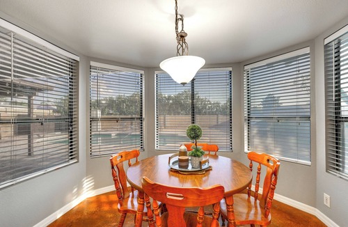 Tempe House | 5 Mi to ASU! Family Getaway w/Patio & Fire Pit