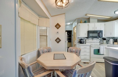 Surprise House | 5 Mi to Sun City: Snowbird Rental w/Pool Access