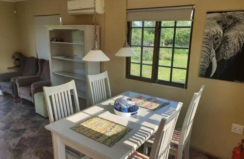 Hluhluwe Cabin | 55 m² Lodge ∙ 6 guests