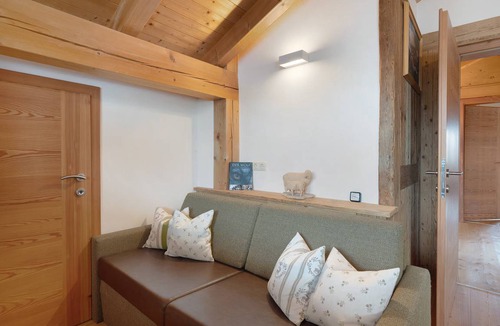 Sarntal Apartment | 57 m² Apartment ∙ 1 bedroom ∙ 6 guests