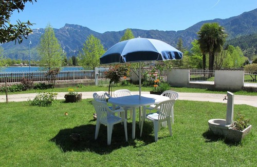 Calceranica al Lago Apartment | 58 m² Apartment ∙ 1 bedroom ∙ 4 guests