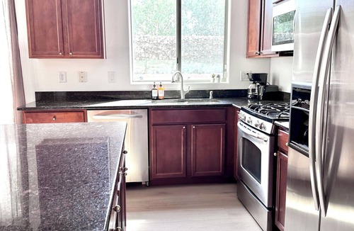 Cortina House | 5BR Home w/Pool - Sleeps 10 - 30+ Day Rental