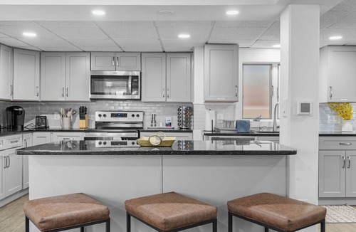 Palmerton Apartment | 5BR Retreat Minutes from Blue Mountain and Jim Thorpe - EV Charger