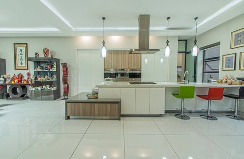 Umhlanga Villa | 6 Bedroom House in Umhlanga