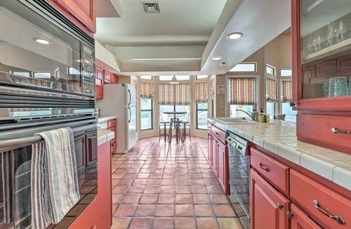 Dobson Ranch House | 6 Mi to Dtwn Mesa! Pueblo Poolside Retreat