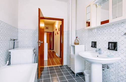 Calceranica al Lago Apartment | 60 m² Apartment ∙ 1 bedroom ∙ 5 guests