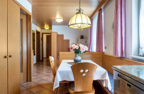 Canazei Apartment | 60 m² Apartment ∙ 3 bedrooms ∙ 6 guests