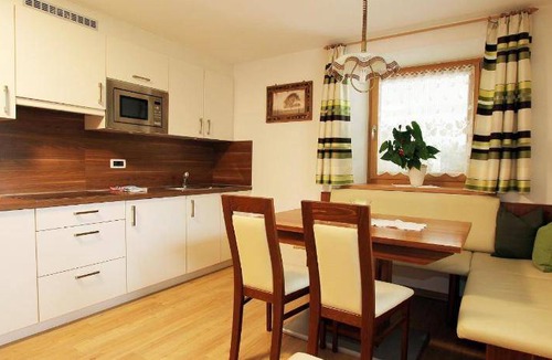 San Cassiano Apartment | 62 m² Serviced apartment ∙ 2 bedrooms ∙ 6 guests