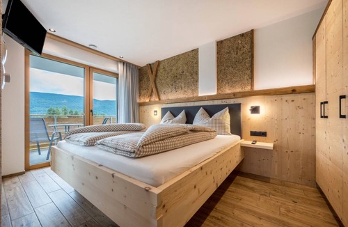 Terento Apartment | 67 m² Apartment ∙ 2 bedrooms ∙ 4 guests